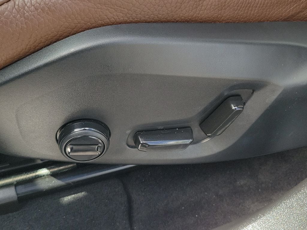 2024 Volvo XC60 Plus - Photo 22