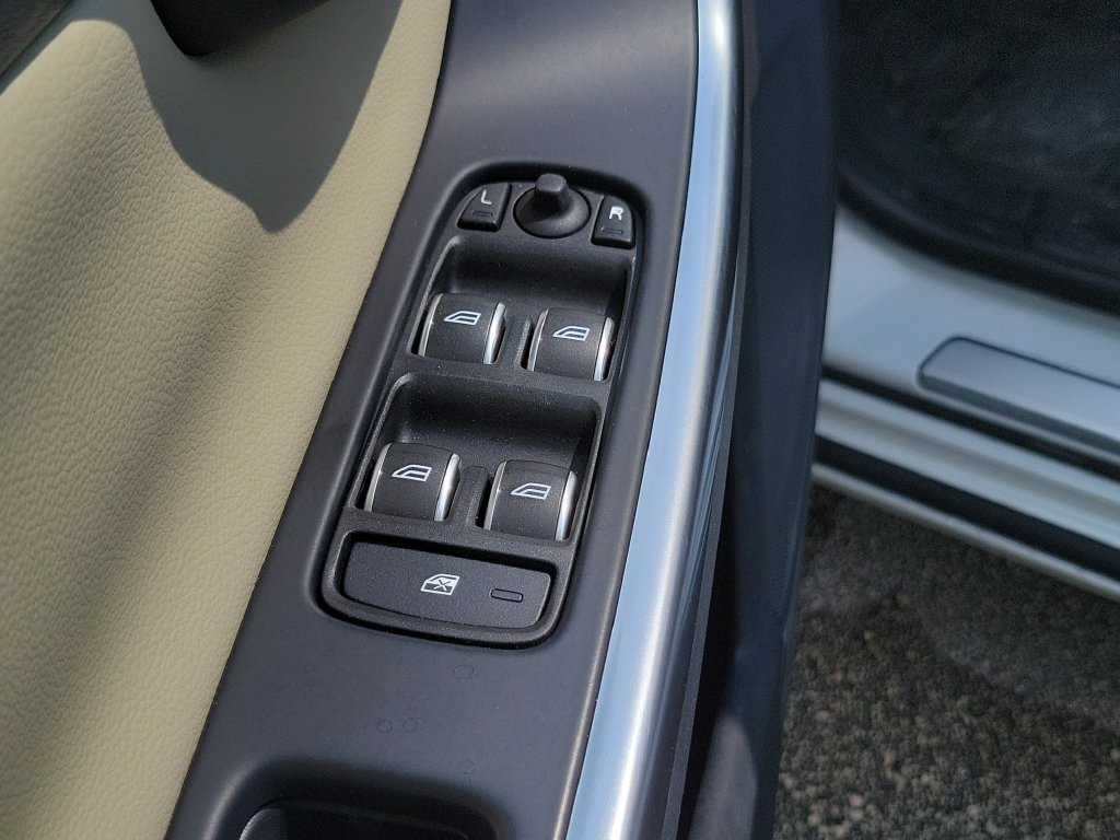 2017 Volvo S60 T5 Inscription - Photo 17
