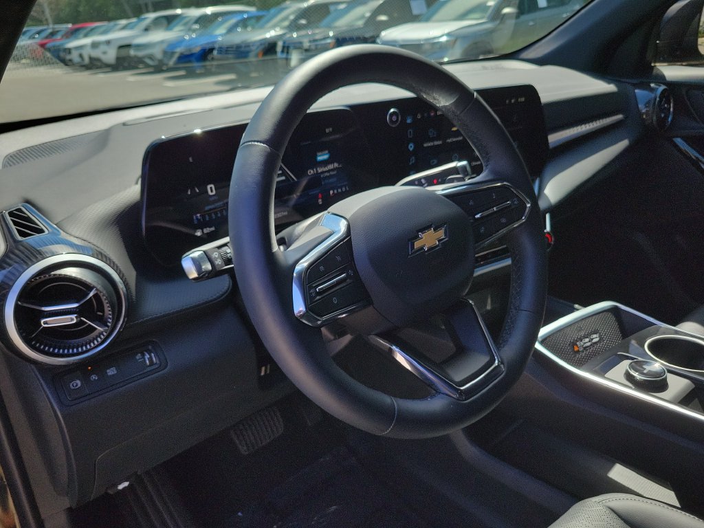 2027 Chevrolet Equinox LT - Photo 20