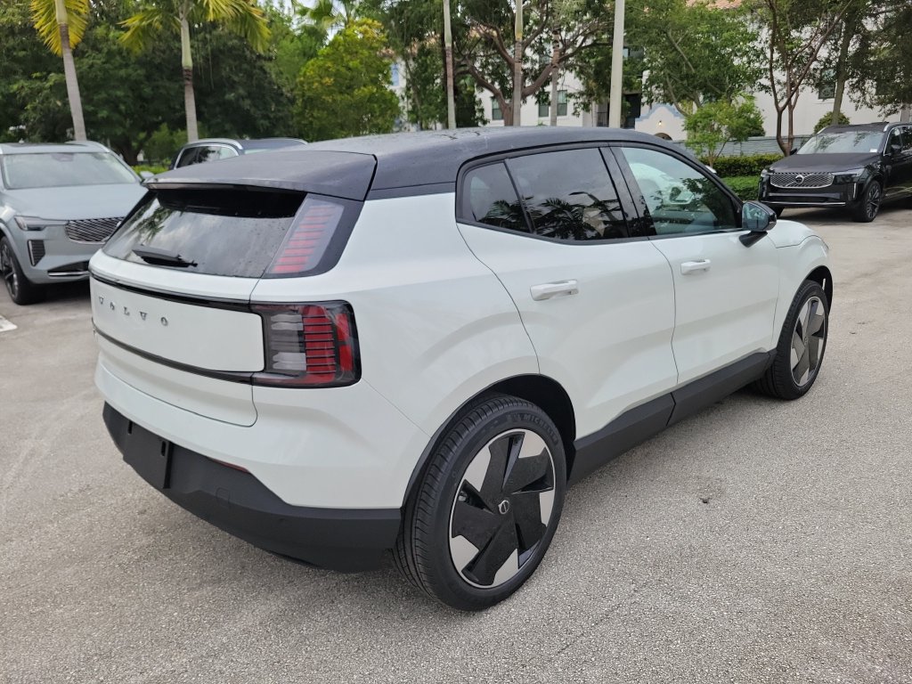 New 2026 Volvo EX30 Twin Motor Plus SUV