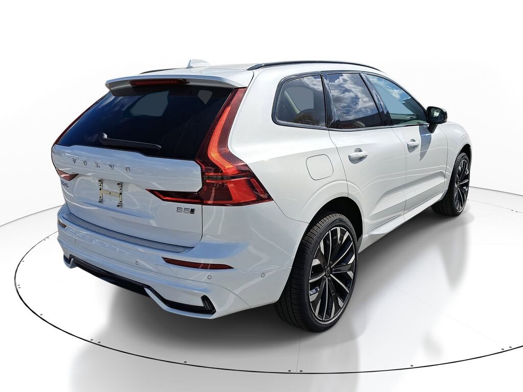 New 2026 Volvo XC60 B5 Ultra SUV