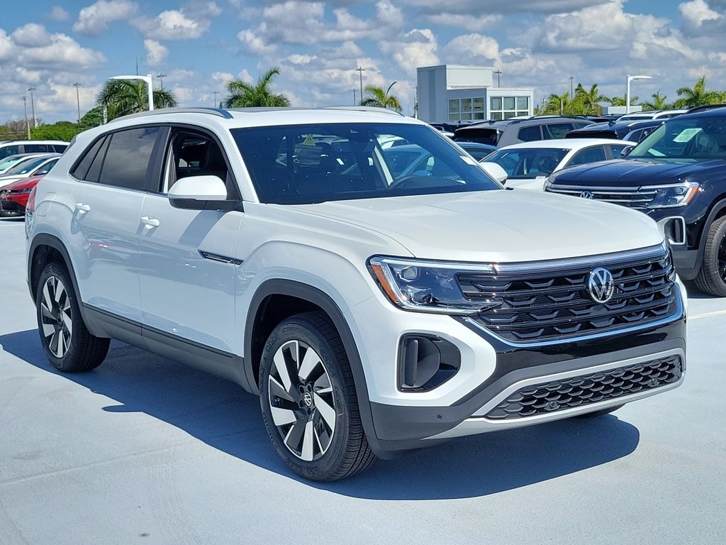 New 2026 Volkswagen Atlas Cross Sport 2.0T SE w/Technology SUV