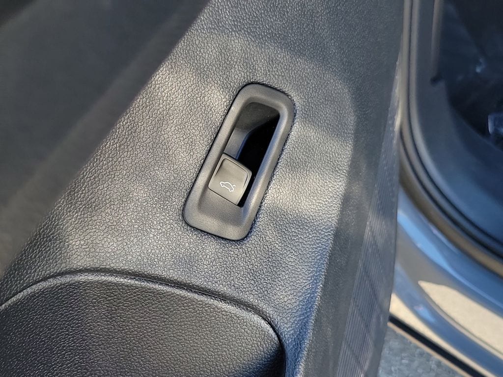2024 Volkswagen Atlas Cross Sport SE w/Tech - Photo 17