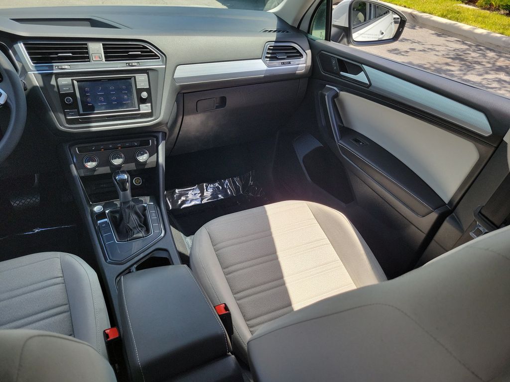 2022 Volkswagen Tiguan S - Photo 15