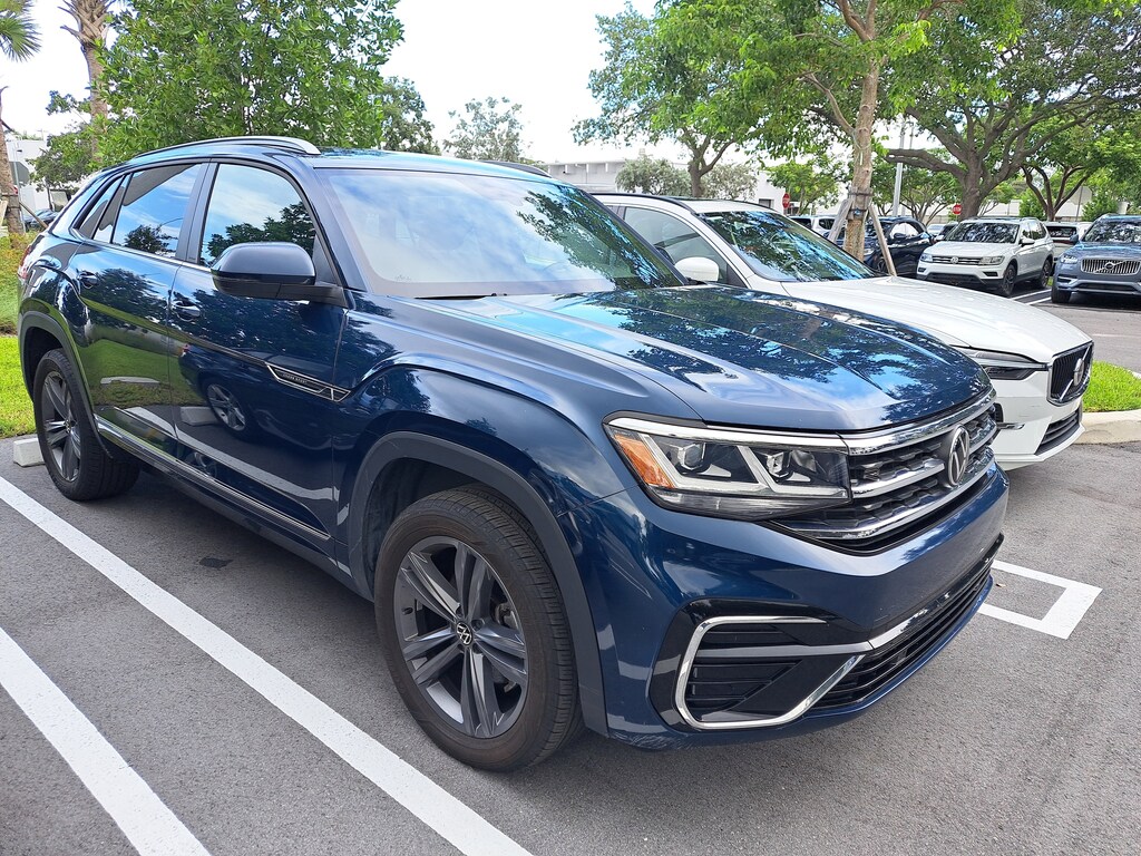 Used 2021 Volkswagen Atlas Cross Sport 3.6L V6 SE w/Technology R-Line SUV
