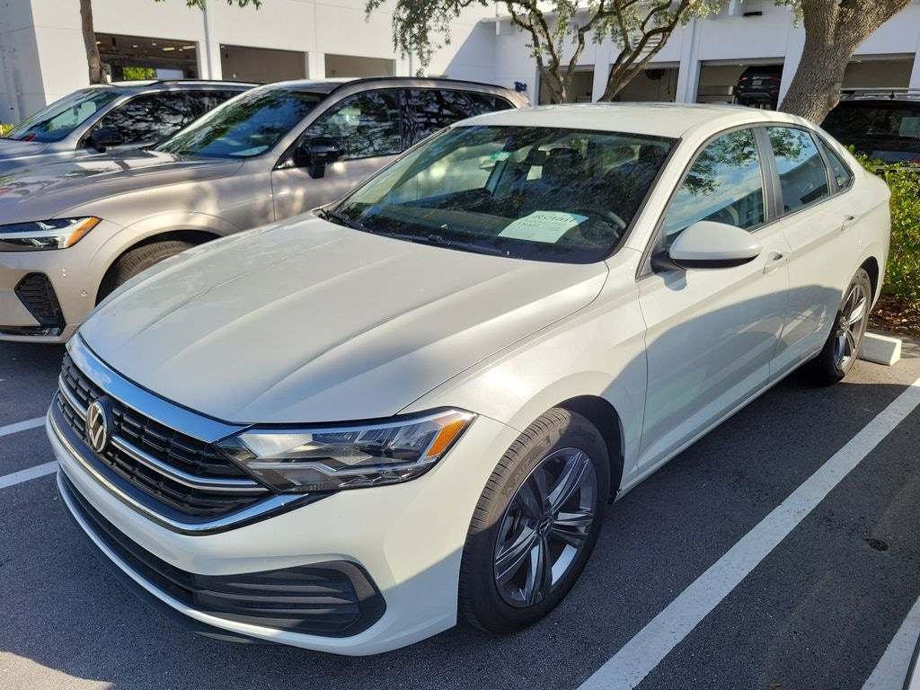 Used 2023 Volkswagen Jetta 1.5T SE Sedan