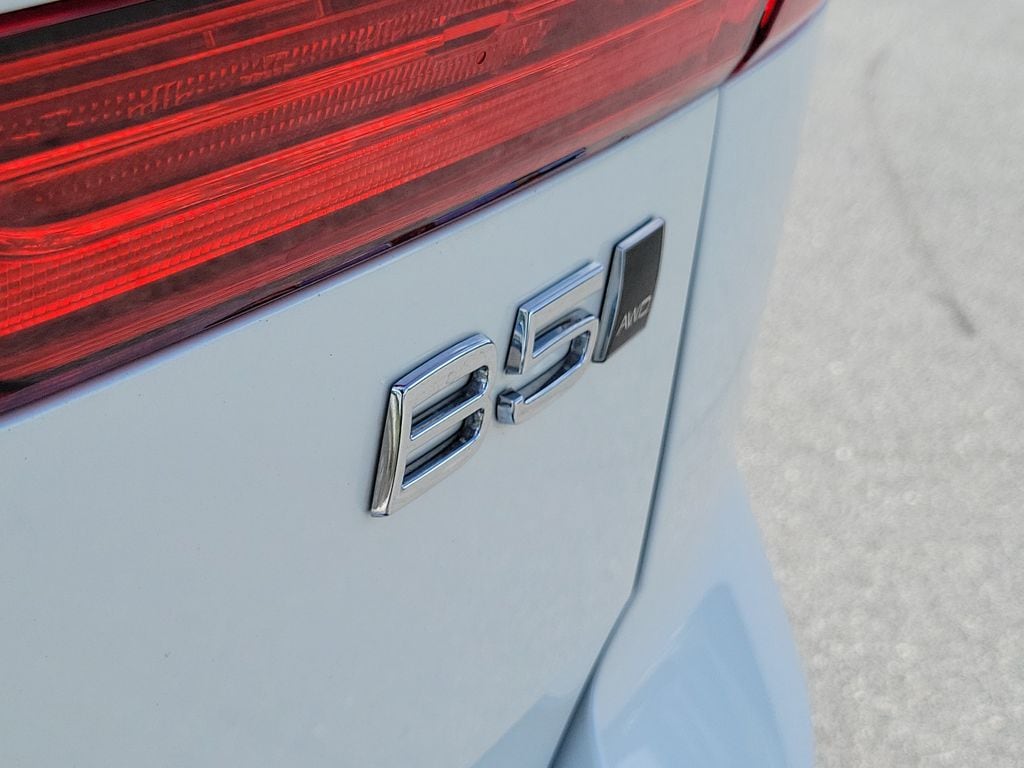 2024 Volvo XC60 Plus - Photo 6