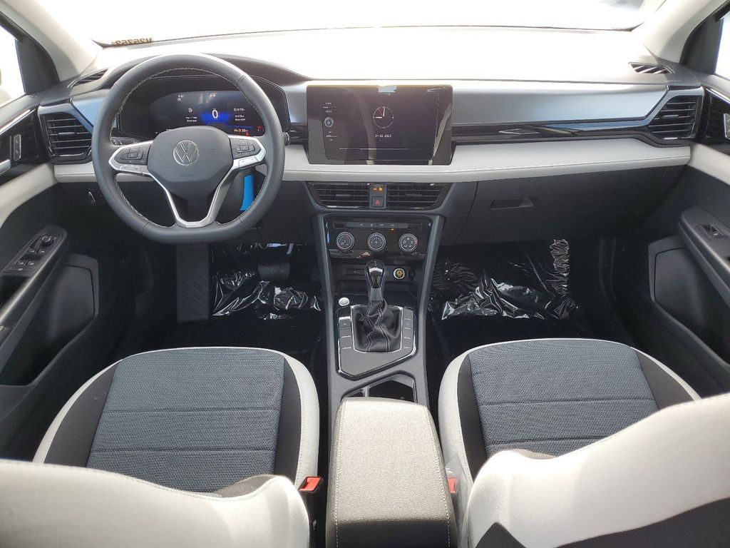 2025 Volkswagen Taos S - Photo 18