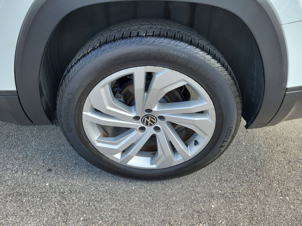 2021 Volkswagen Atlas SE w/Tech - Photo 9