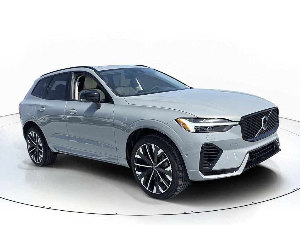 New 2026 Volvo XC60 plug-in hybrid T8 Ultra SUV