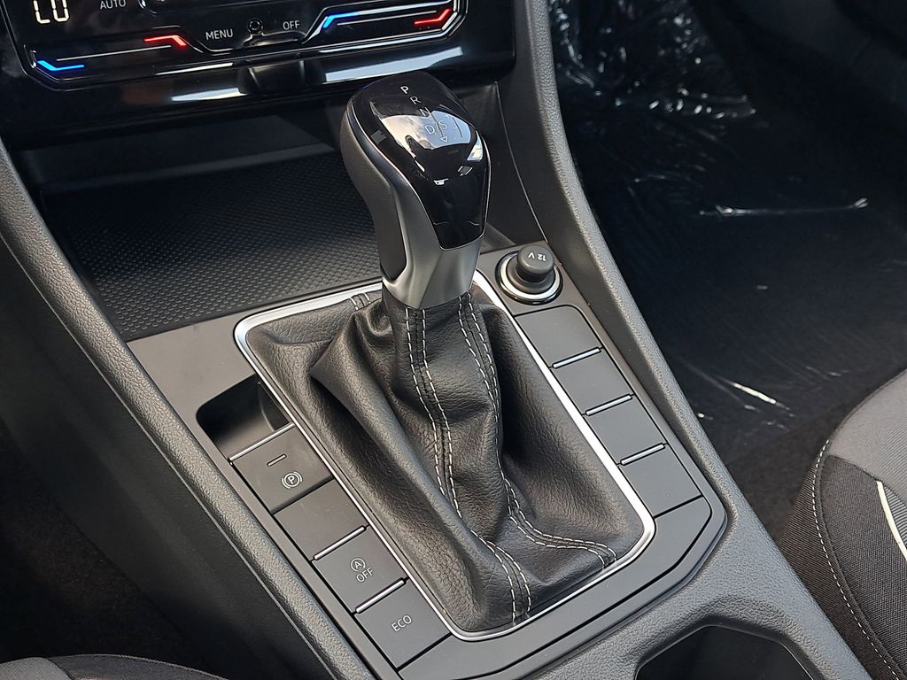 2026 Volkswagen Jetta Sport - Photo 30