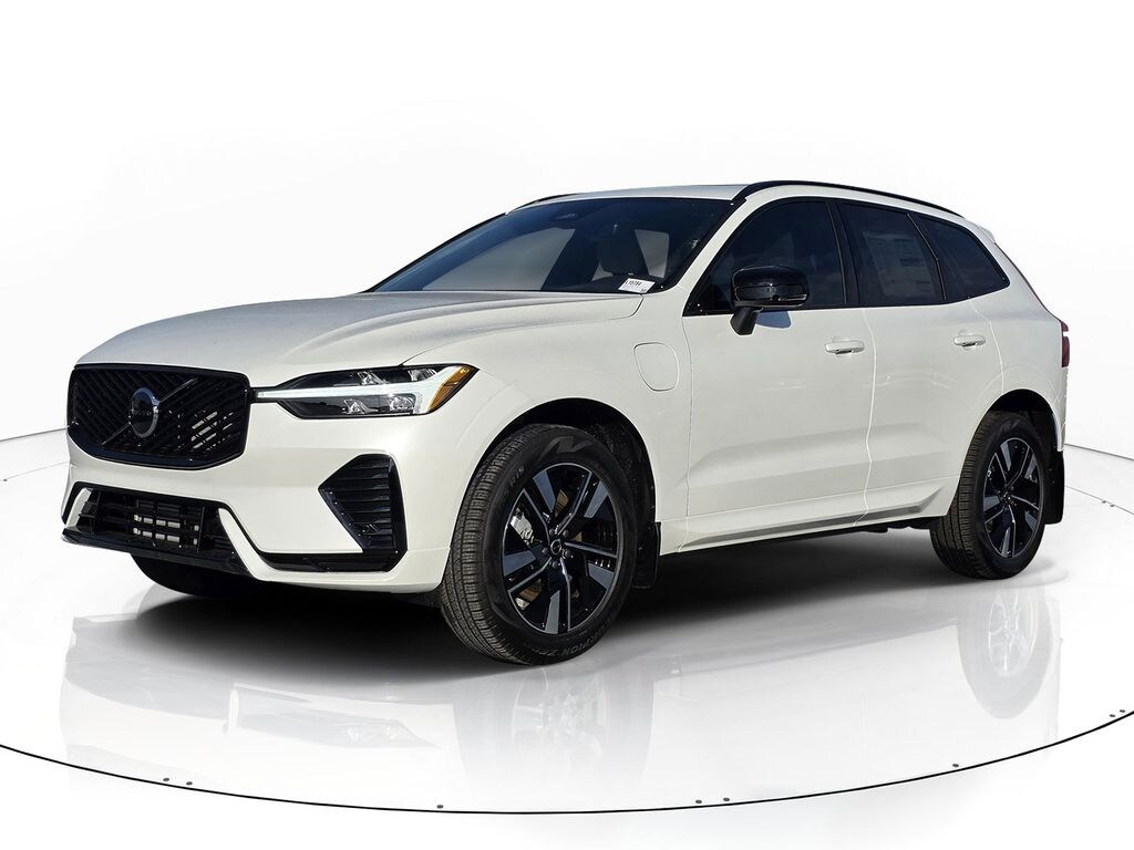 New 2026 Volvo XC60 plug-in hybrid T8 Core SUV