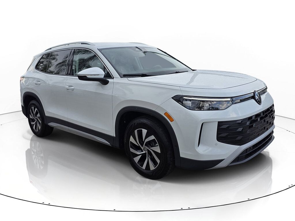New 2026 Volkswagen Tiguan S SUV