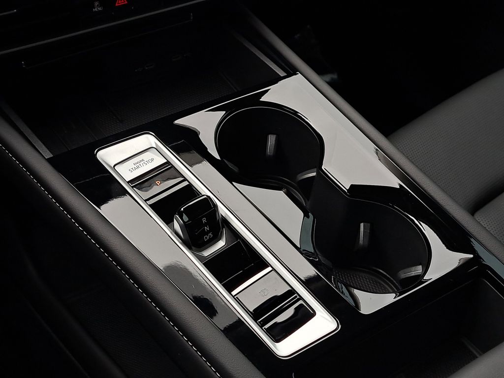 2025 Volkswagen Atlas SEL - Photo 32