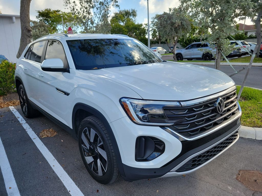 2024 Volkswagen Atlas Cross Sport SE w/Tech