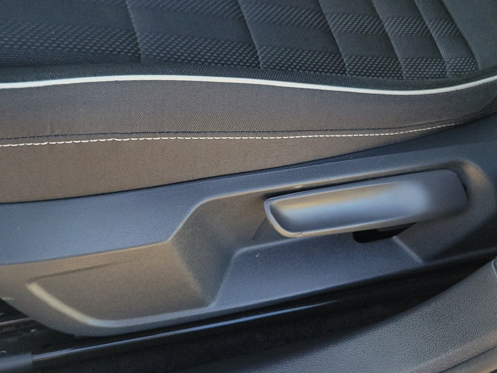 2024 Volkswagen Jetta Sport - Photo 22
