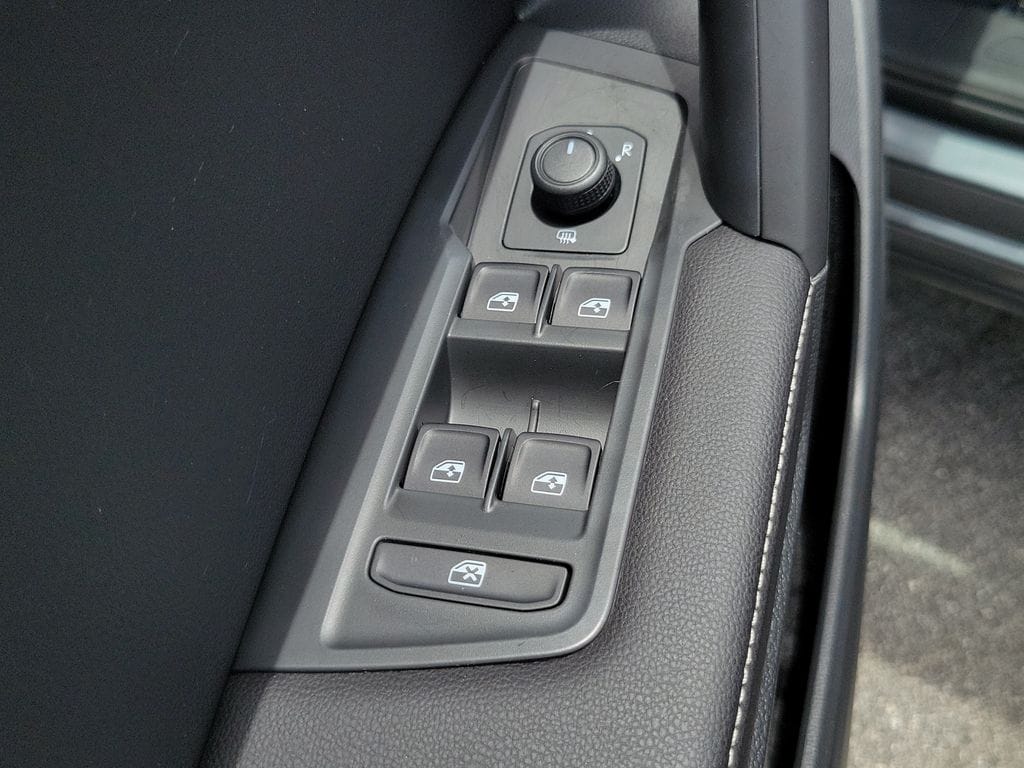 2024 Volkswagen Tiguan S - Photo 18