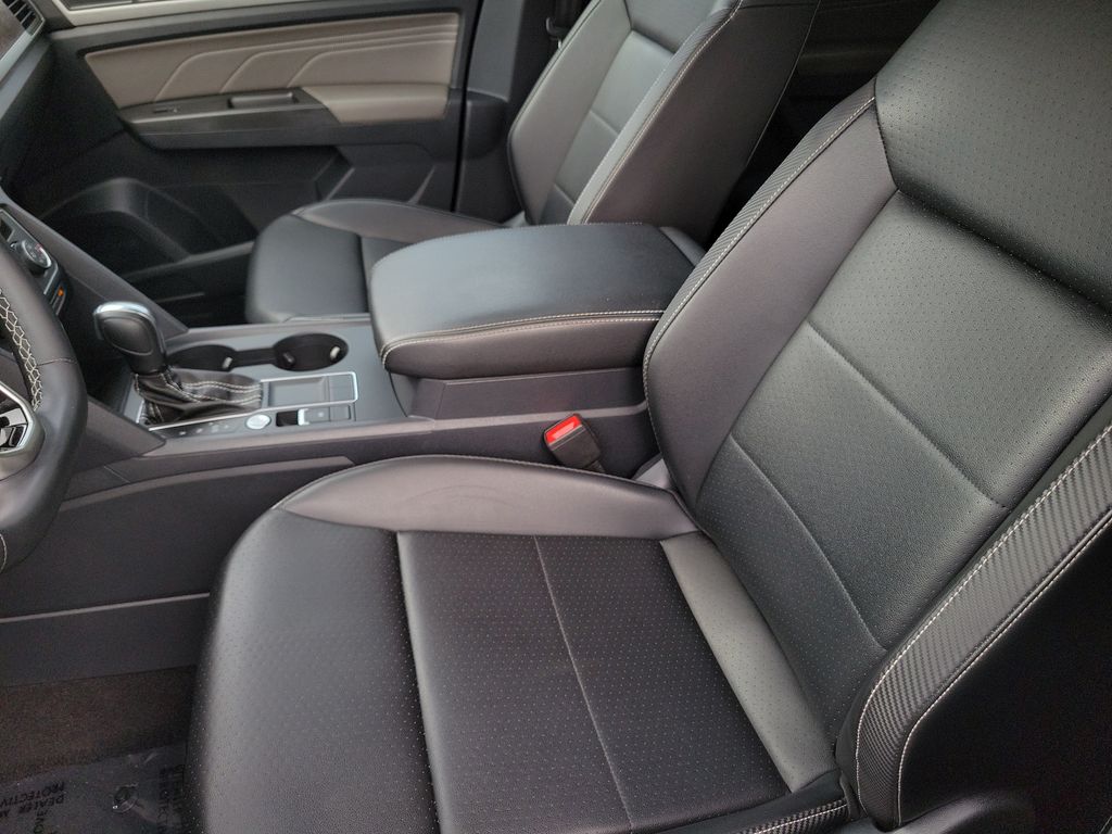 2022 Volkswagen Atlas Cross Sport SE - Photo 19