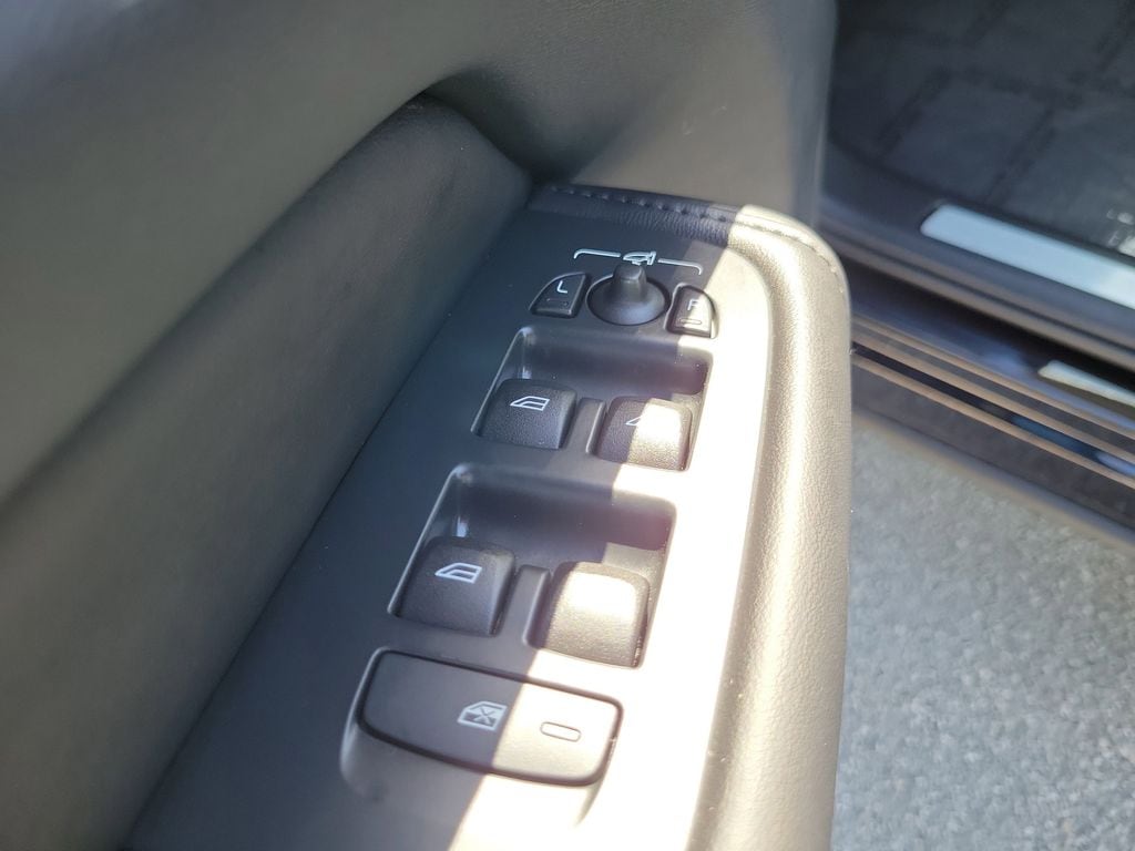 2024 Volvo XC60 Core - Photo 18
