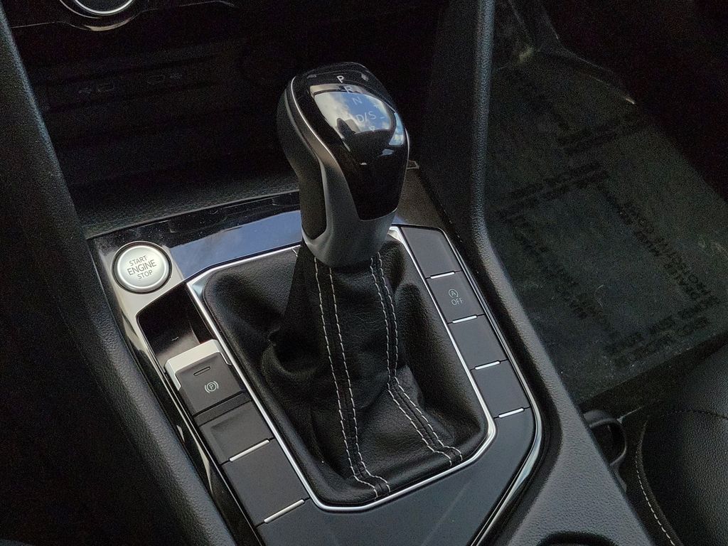 2023 Volkswagen Taos SE - Photo 32