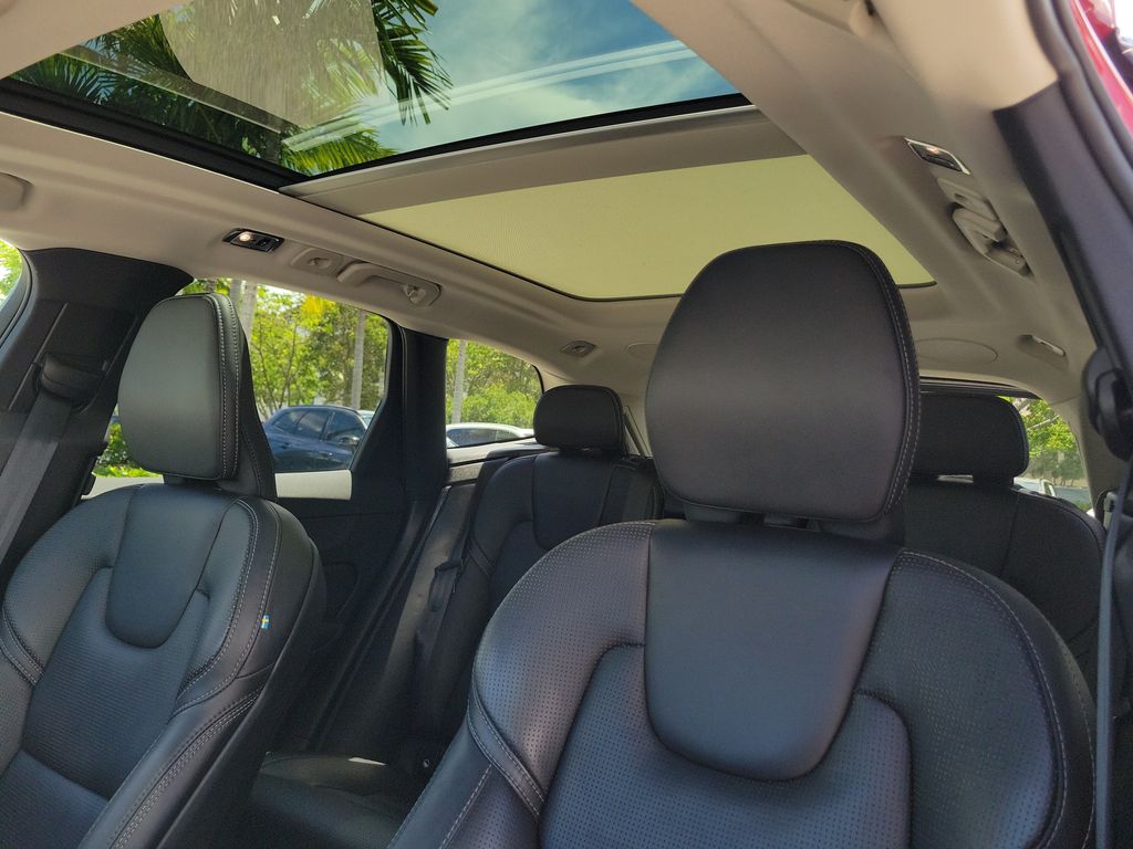 2021 Volvo XC60 Inscription - Photo 20