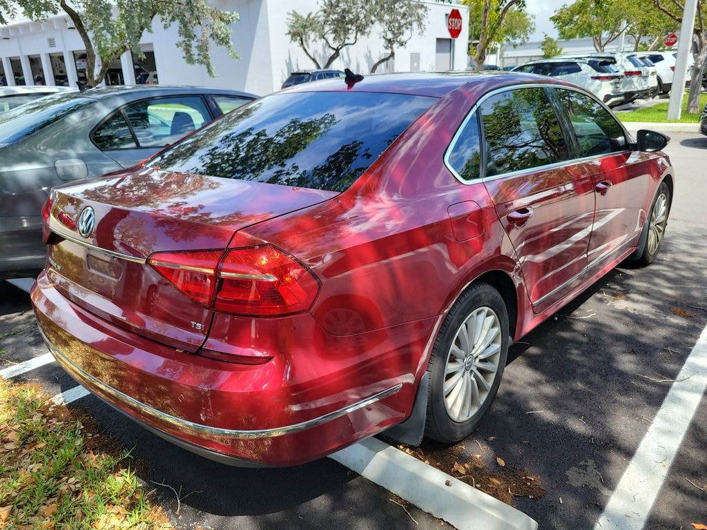Used 2016 Volkswagen Passat 1.8T SE Sedan
