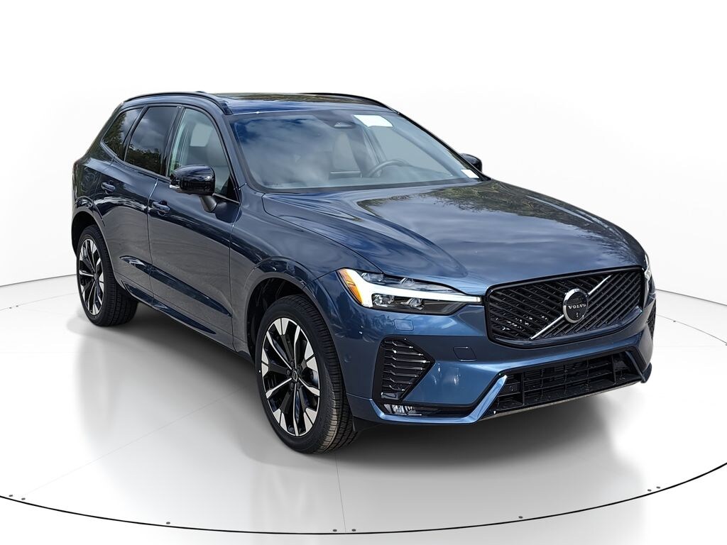 New 2026 Volvo XC60 B5 Plus SUV
