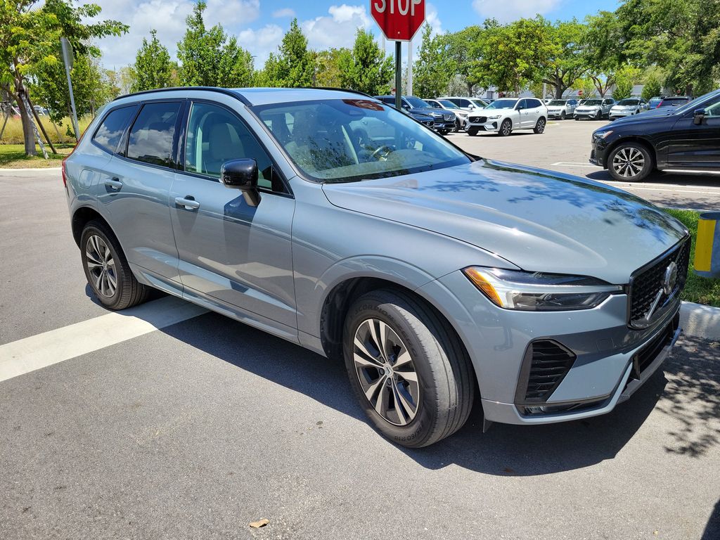 2024 Volvo XC60 B5 Core Dark Theme AWD's photo