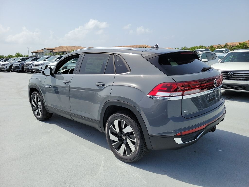 New 2026 Volkswagen Atlas Cross Sport SE w/Technology SUV