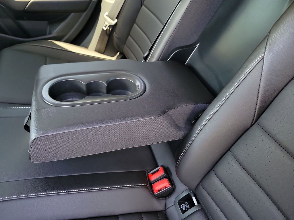 2023 Volkswagen Jetta SE - Photo 12