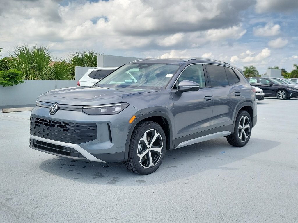 New 2026 Volkswagen Tiguan SE SUV