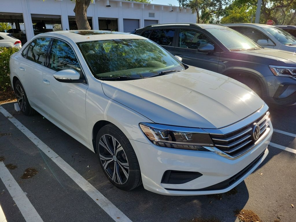 Used 2022 Volkswagen Passat 2.0T SE Sedan