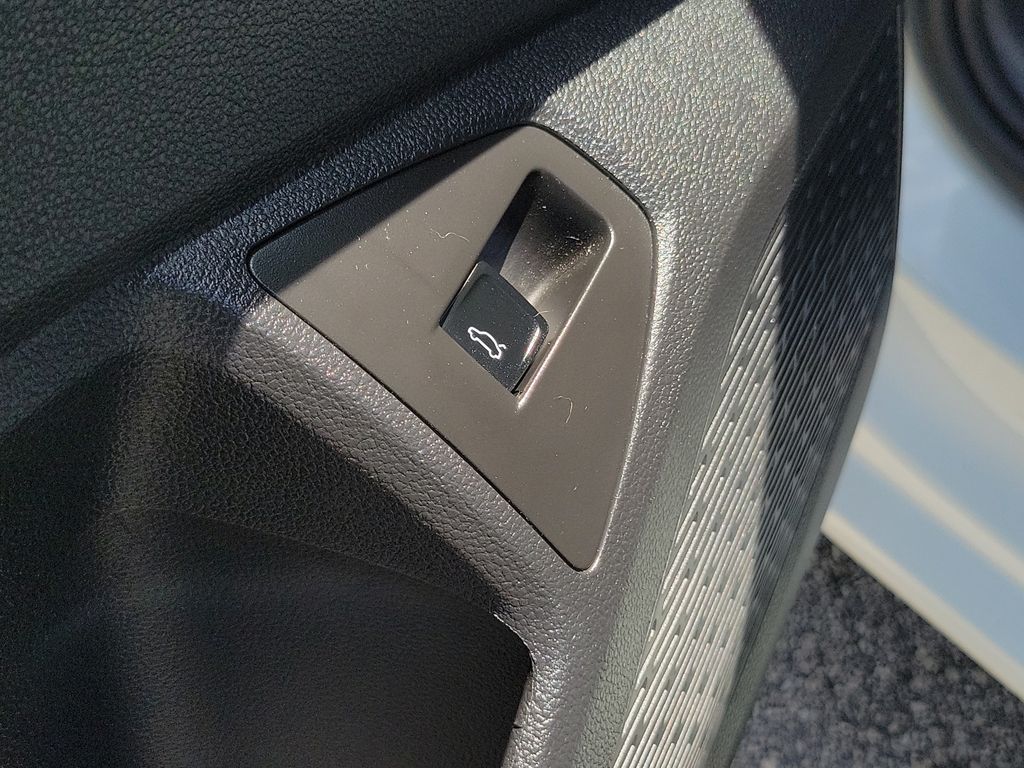 2025 Volkswagen Jetta S - Photo 15