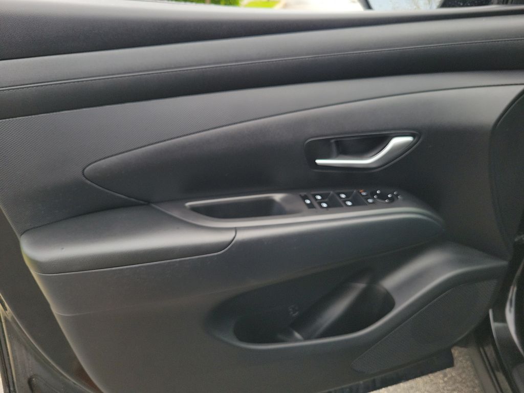 2025 Hyundai Tucson SEL - Photo 17