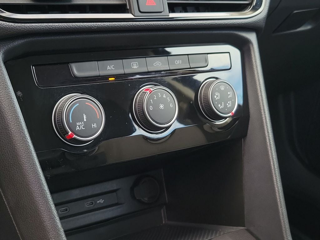 2023 Volkswagen Taos S - Photo 29
