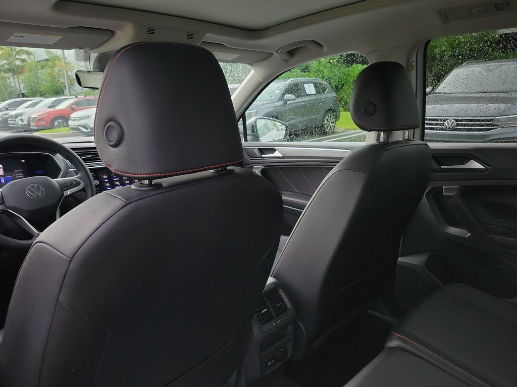 2024 Volkswagen Tiguan Wolfsburg Edition - Photo 14