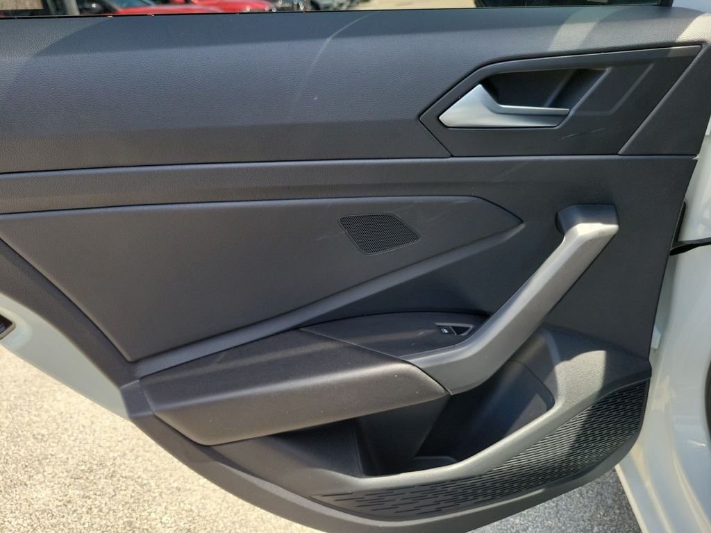 2025 Volkswagen Jetta S - Photo 8