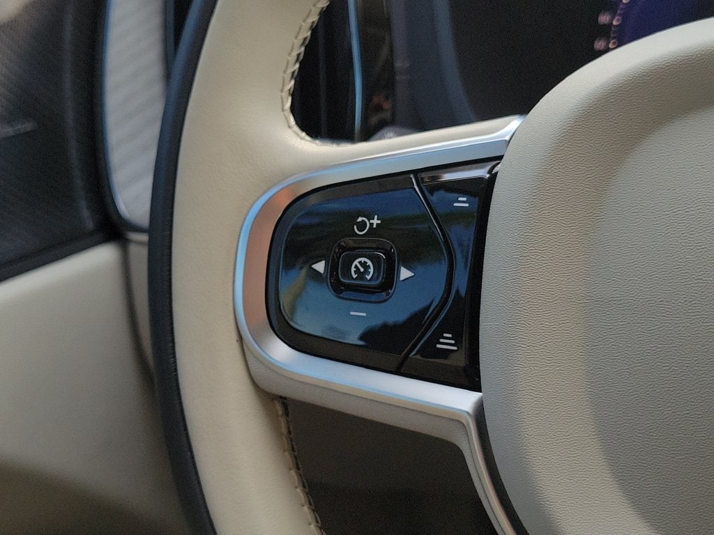 2025 Volvo XC60 Ultra - Photo 24
