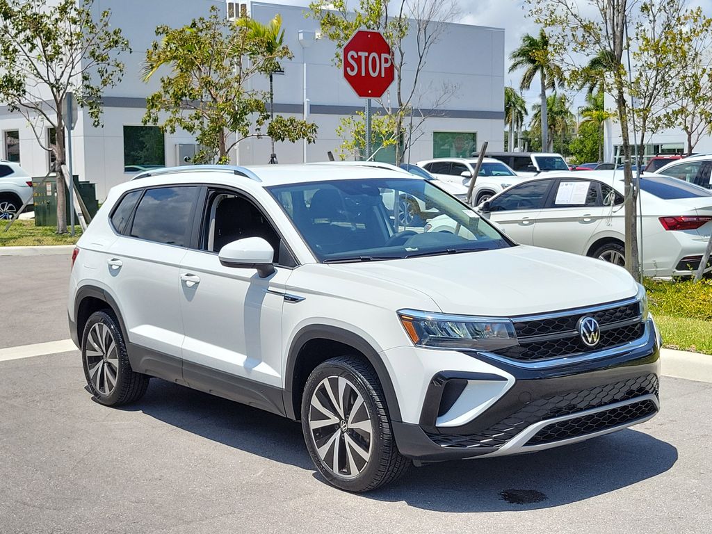 2023 Volkswagen Taos SE
