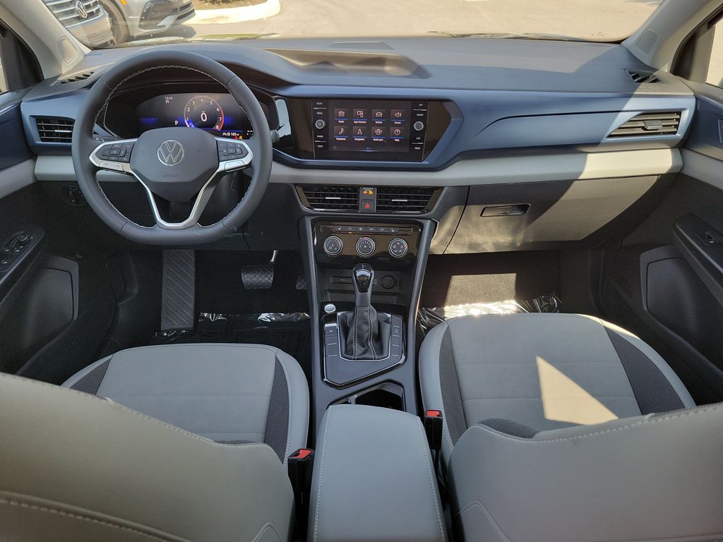 2023 Volkswagen Taos SE - Photo 13