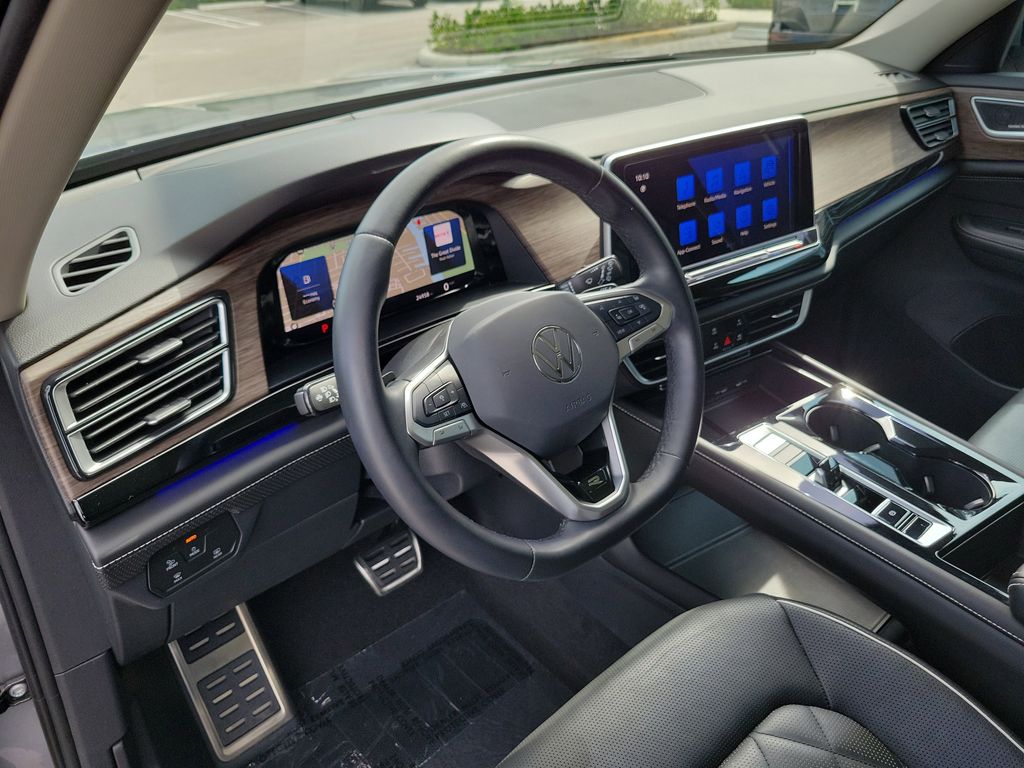 2024 Volkswagen Atlas SEL Premium R-Line - Photo 21
