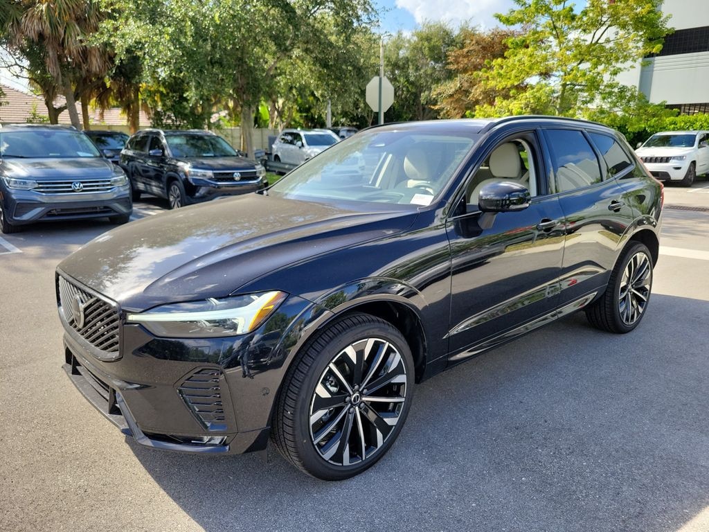 New 2026 Volvo XC60 B5 Ultra SUV