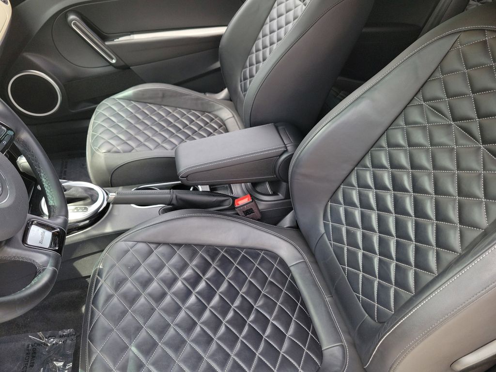 2019 Volkswagen Beetle SE - Photo 15