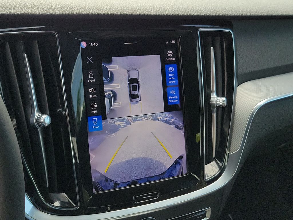2024 Volvo S60 Plus - Photo 28