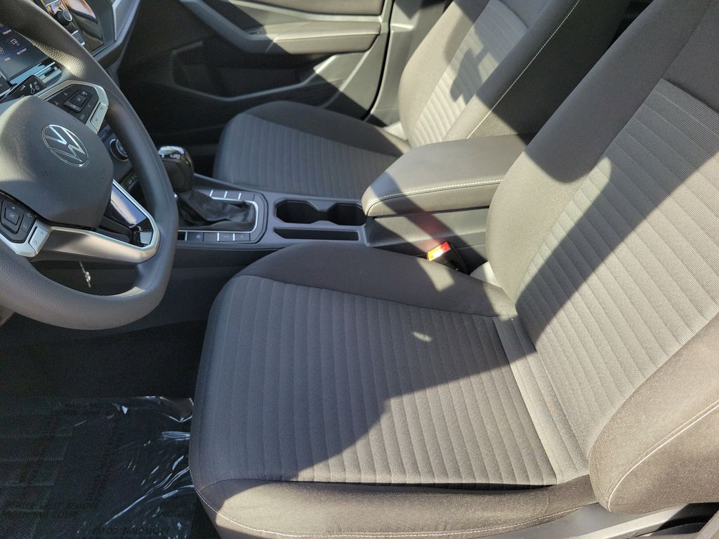 2023 Volkswagen Jetta S - Photo 20