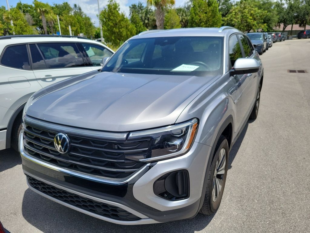 Used 2024 Volkswagen Atlas Cross Sport 2.0T SE SUV
