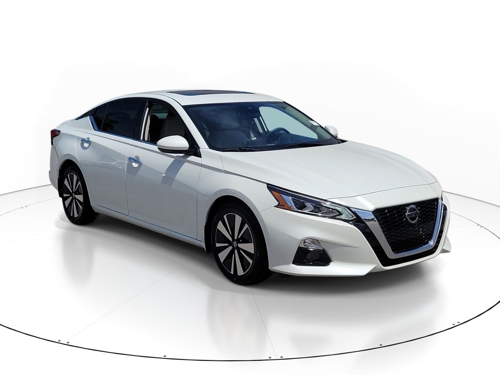Used 2021 Nissan Altima 2.5 SL Sedan