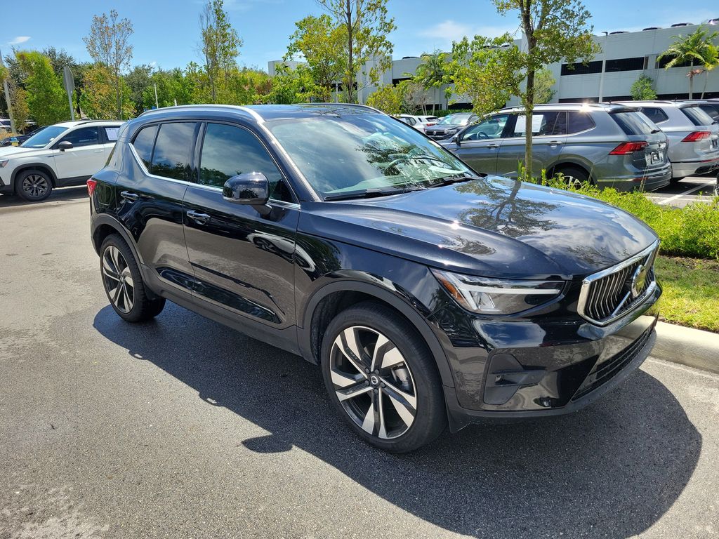 2024 Volvo XC40