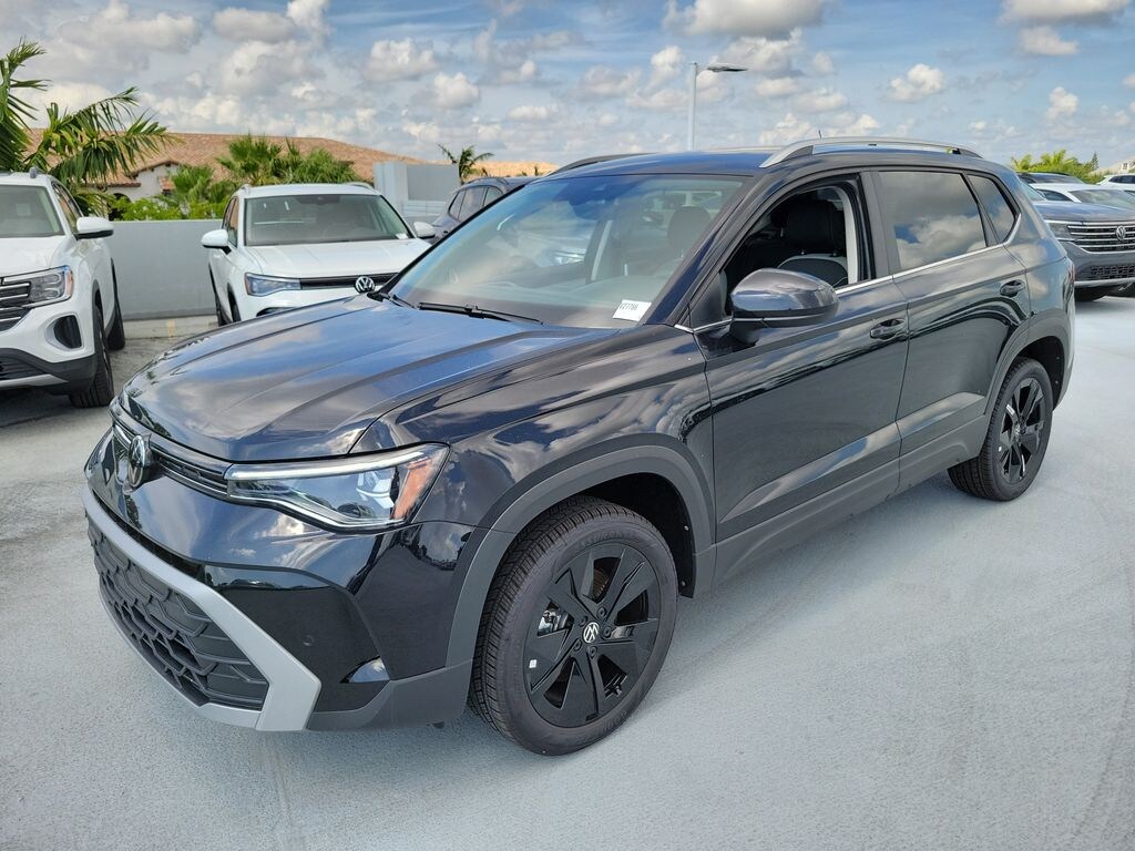 New 2026 Volkswagen Taos 1.5T SE SUV