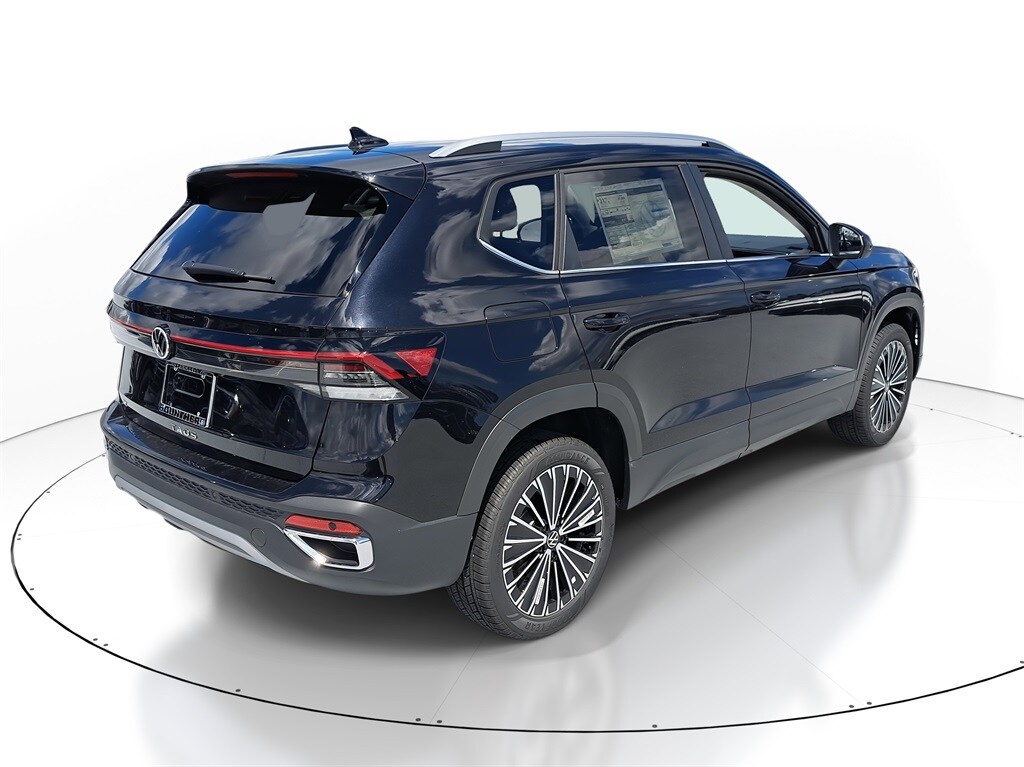 New 2025 Volkswagen Taos 1.5T SE SUV